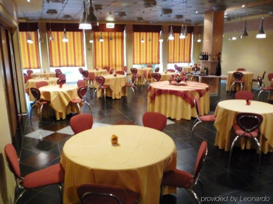 Hotel Mediterraneo Stagno Ristorante foto